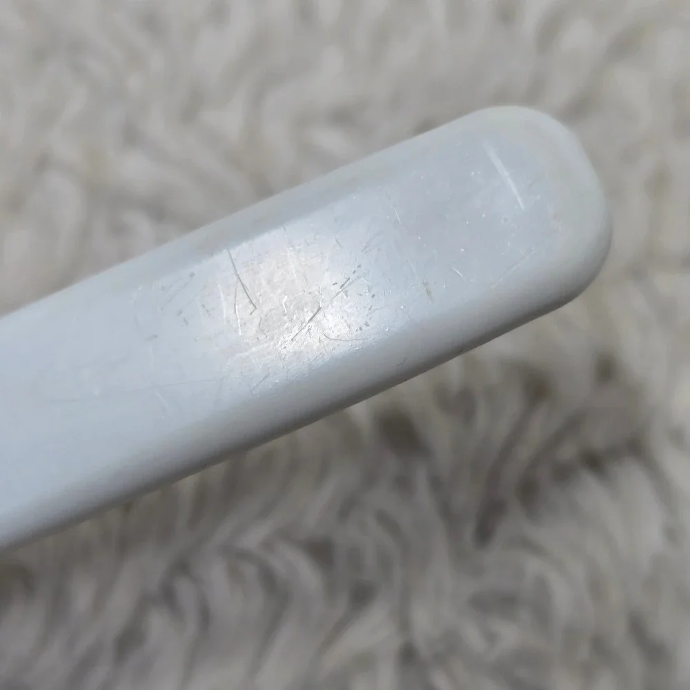 Rubbermaid Scraper Spatula Kitchen Tool 9.5 Inch White 2724 Non-Heat‎ Resistant